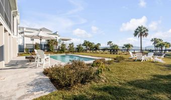 1521 Murphys Island Ct, Awendaw, SC 29429