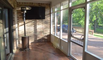 421 Woodlands Cir, Brandon, MS 39047