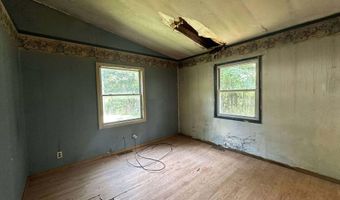4 Campbell St, Augusta, ME 04330