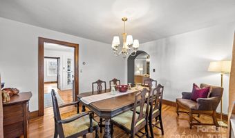 495 Fairview Rd, Asheville, NC 28803