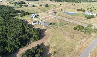 415 Rolling Hills Blvd, Alvord, TX 76225