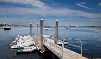 111 Harrison Ave A18, Newport, RI 02840