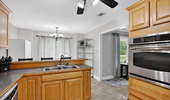 14916 Dismuke Dr, Biloxi, MS 39532