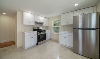 198 Shore Dr 2, Branford, CT 06405