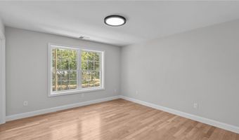 62 Orchard Ave, Johnston, RI 02919