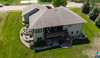 608 N Riverwood Cir, Brandon, SD 57005