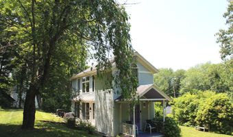 55 Liberty St, Chester, CT 06412