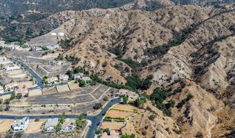 3748 Sunset Ridge Rd, Altadena, CA 91001