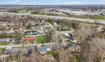 1963 Maple Ln, Arnold, MO 63010