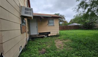 742 W 1st St, Alice, TX 78332