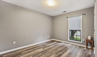 6557 W Grove Dr, Bartlett, TN 38135