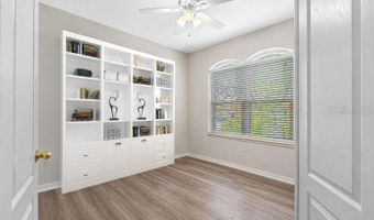 5335 CLOVER MIST Dr, Apollo Beach, FL 33572