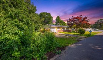 103 3rd St, Barnegat, NJ 08005
