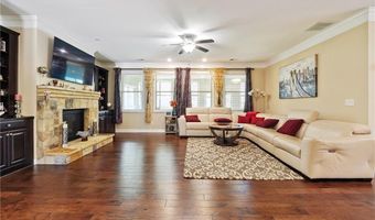 915 Elmsbrook Ln, Alpharetta, GA 30004