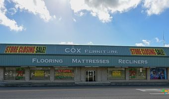 310 N Velasco St, Angleton, TX 77515