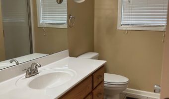 82 BERNARD COUCH Dr, Anniston, AL 36207