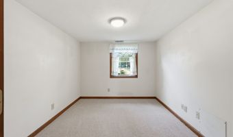 8768 Meadowridge Ln, Indianapolis, IN 46217