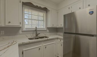 155 Forest Ridge Dr, Brandon, MS 39042