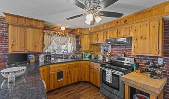 776 Arnold District Rd, Brandon, VT 05733