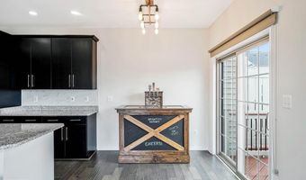 22635 NAUGATUCK Sq, Ashburn, VA 20148