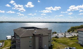 580 Linden Dr 208, Arnolds Park, IA 51331