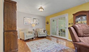 816 BOATSWAIN Way, Annapolis, MD 21401