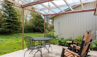 508 Circle Dr E, Cody, WY 82414