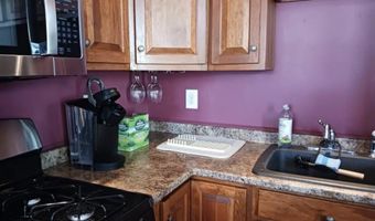 18 S Main St, Andover, ME 04216
