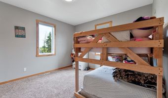 503 Sheyenne Dr, Abercrombie, ND 58001