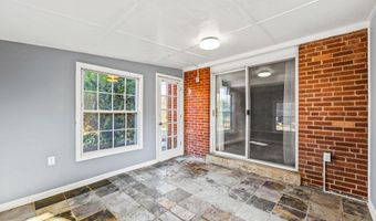 6201 LONE OAK Dr, Bethesda, MD 20817