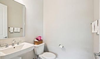 9775 SANVITALIA St, Bethesda, MD 20817