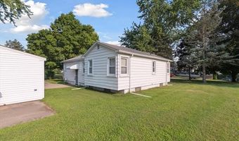 1629 W Oakley Park Rd, Commerce Twp., MI 48390