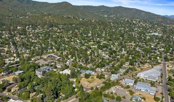 165 Water St, Ashland, OR 97520