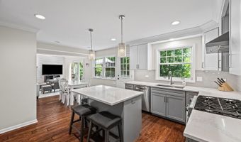 627 S Patton Ave, Arlington Heights, IL 60005