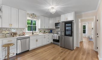 1002 Apache Ln, Apex, NC 27502