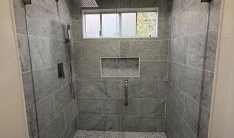 2663 Sutter St, Carlsbad, CA 92010