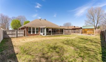 632 Meadowbrook Dr, Alma, AR 72921