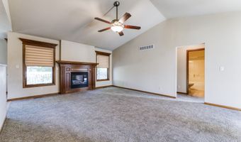 5315 Tabor Dr, Ames, IA 50014