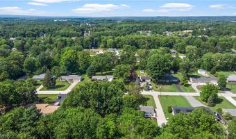 583 Sherwood Dr, Aurora, OH 44202