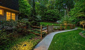 401 EDGEVALE Rd, Baltimore, MD 21210