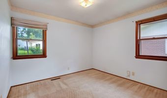 1313 Maxwell Ave, Ames, IA 50010