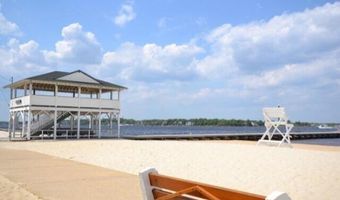 375 E Barnegat Ave, Bayville, NJ 08721
