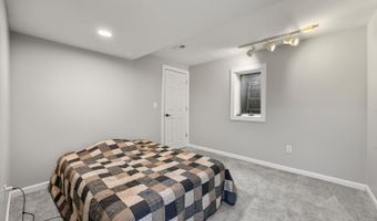 17 Pine Grove Dr, Batesville, IN 47006