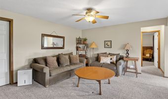 8634 NE 27th Ave, Altoona, IA 50009