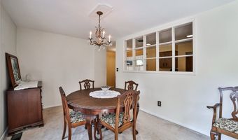26 Devon Ln, Amherst, NY 14221