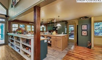 430 Crooked Creek Ln, Banner Elk, NC 28604