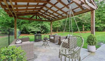 1604 Malvern Hill Dr, Camden, SC 29020