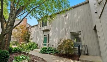 2208 Applewood Ct, Ann Arbor, MI 48103