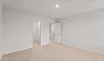 1135 Aviator Ln, Ayden, NC 28513