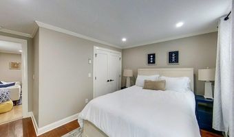 30 Prospect Hl 2, Newport, RI 02840